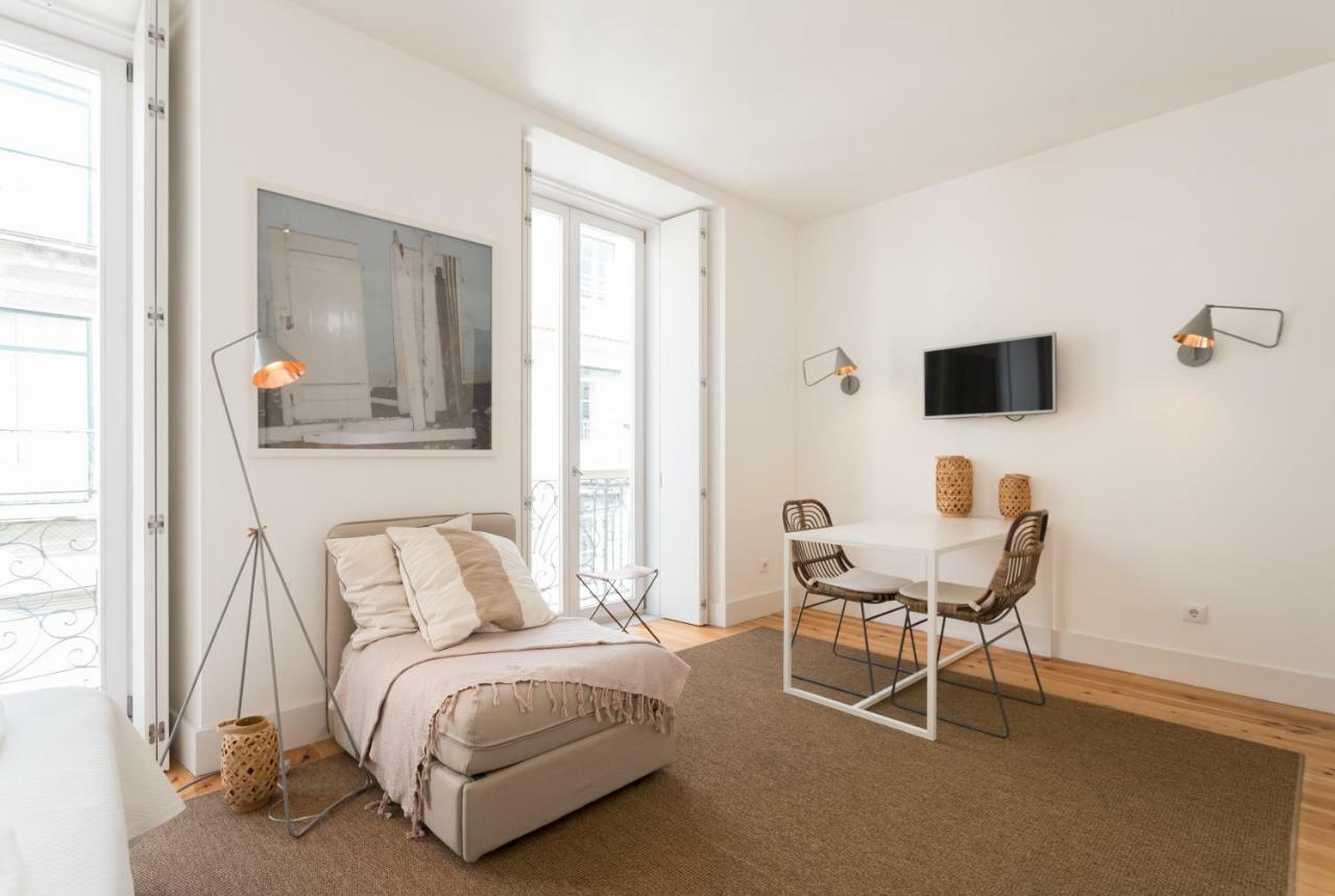 Chiado Cozy Apartments - By Lu Holidays Лиссабон Экстерьер фото