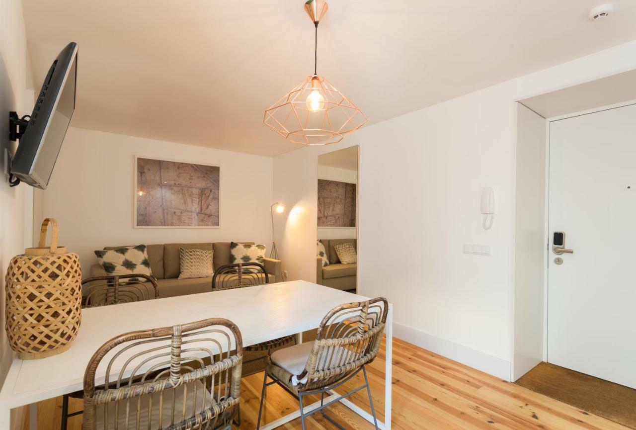 Chiado Cozy Apartments - By Lu Holidays Лиссабон Экстерьер фото