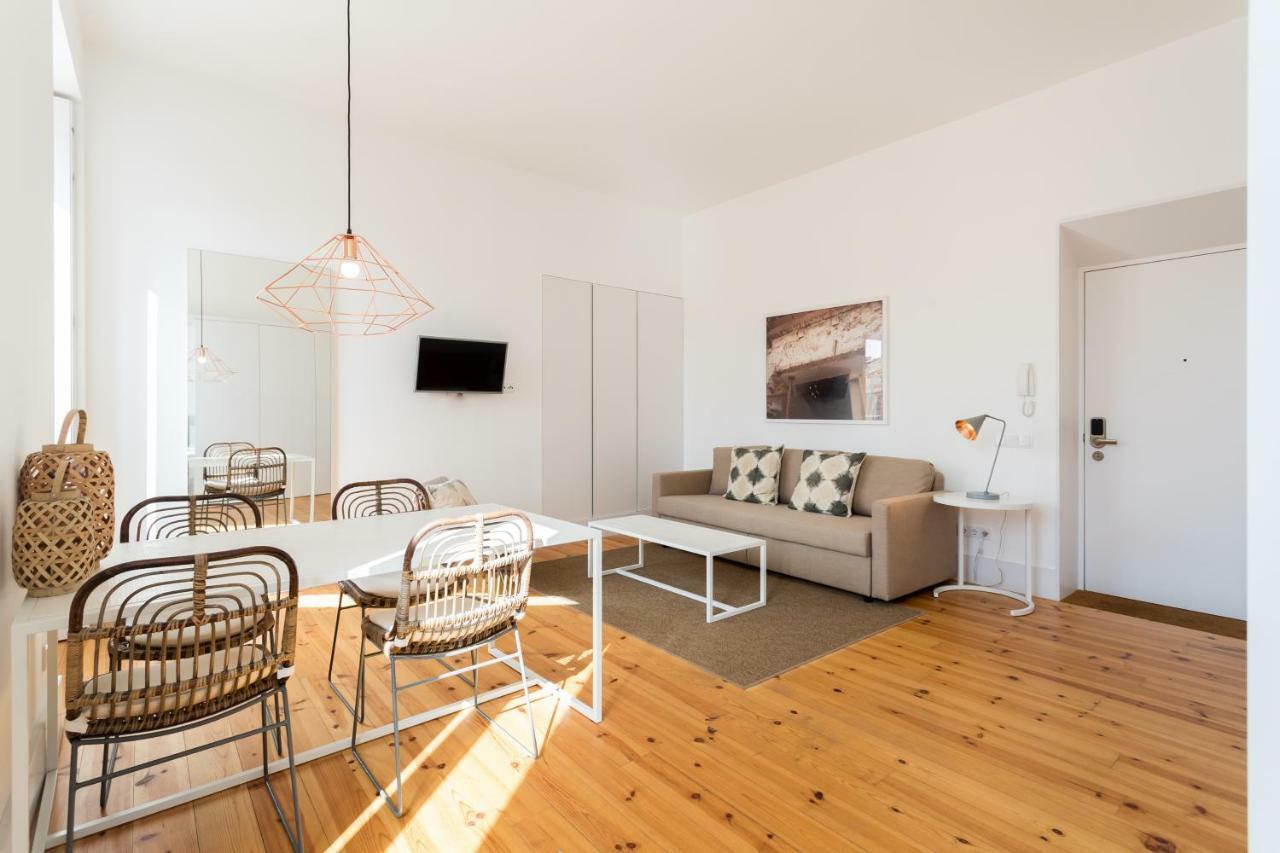 Chiado Cozy Apartments - By Lu Holidays Лиссабон Экстерьер фото